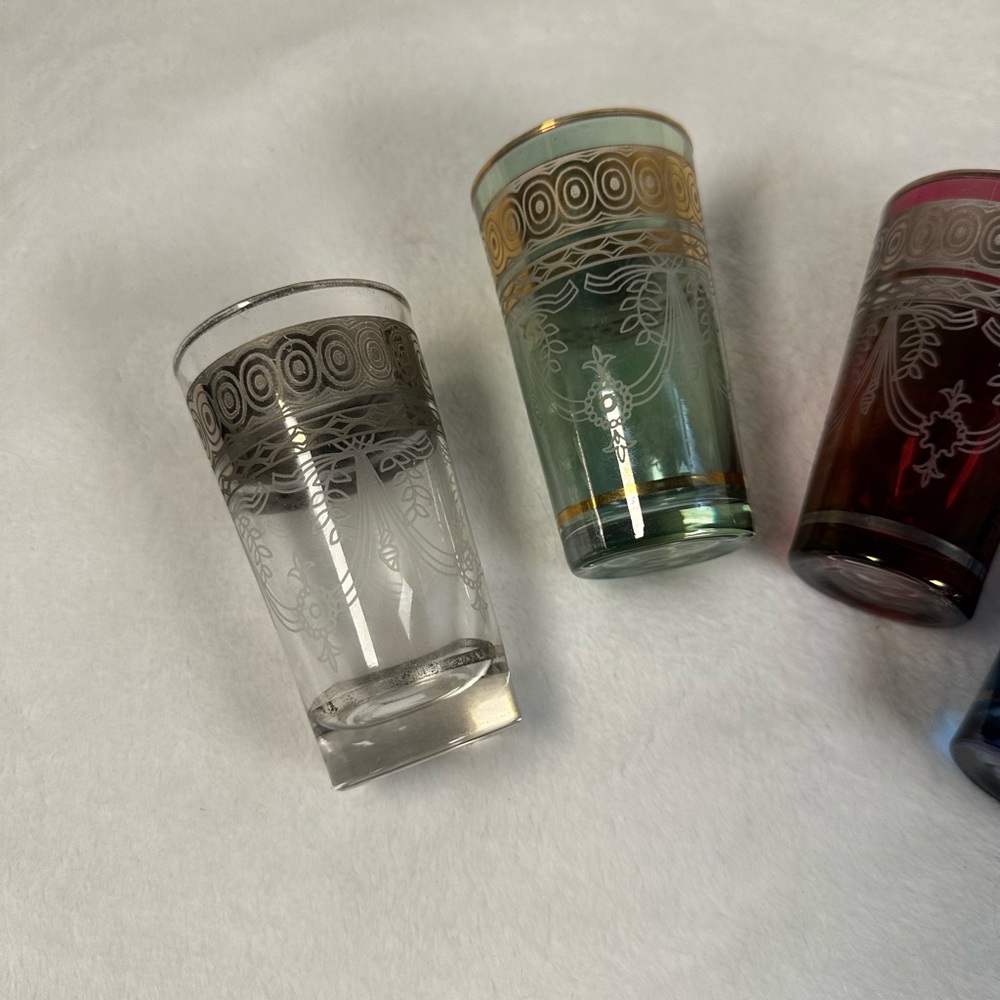 Vintage Egyptian Tea Glasses Set of 4 Etched Boho Colored Drinking Glasses - Picture 2 of 9